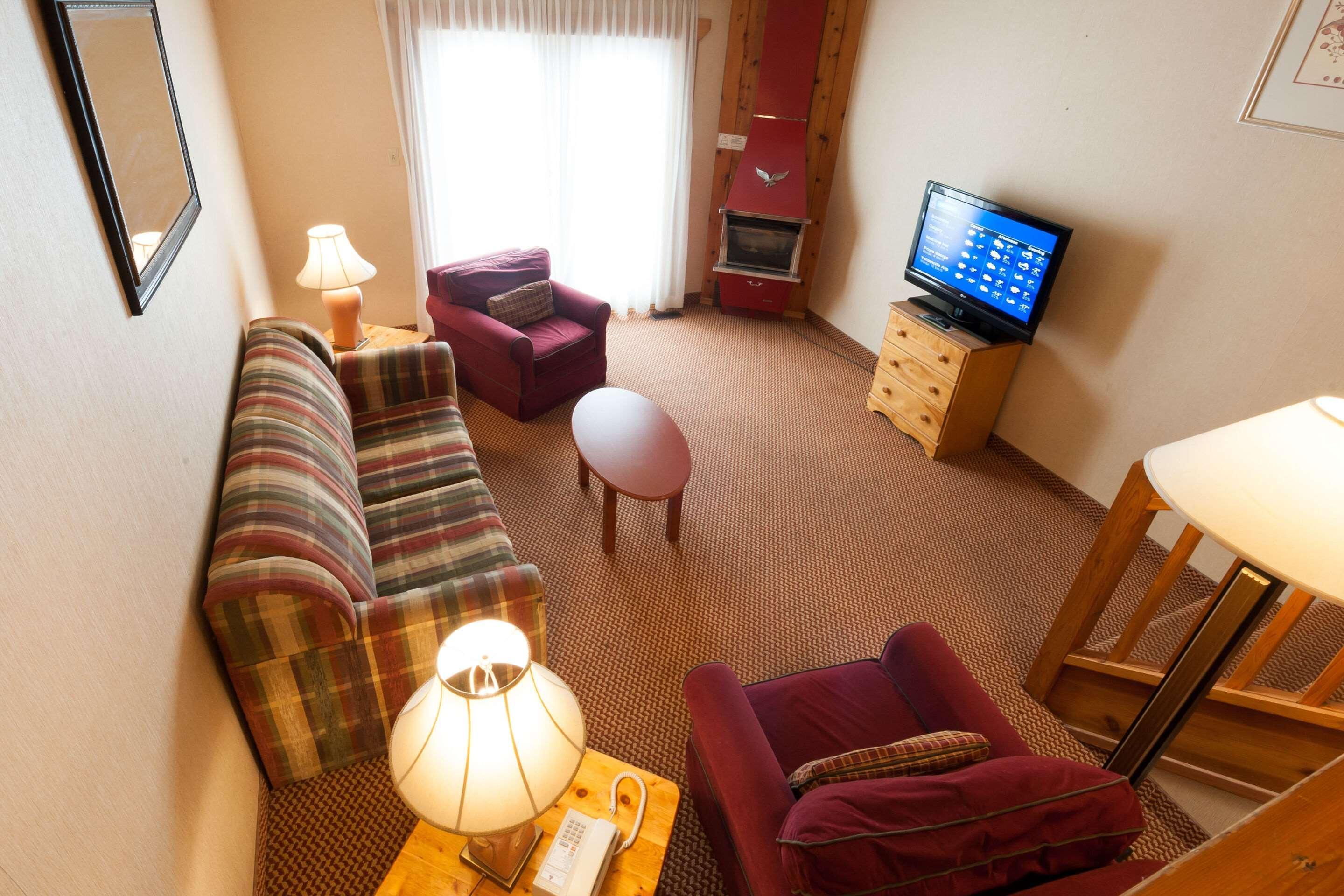 Pinestone Resort, Conference Centre, Spa & Golf Course Haliburton Extérieur photo