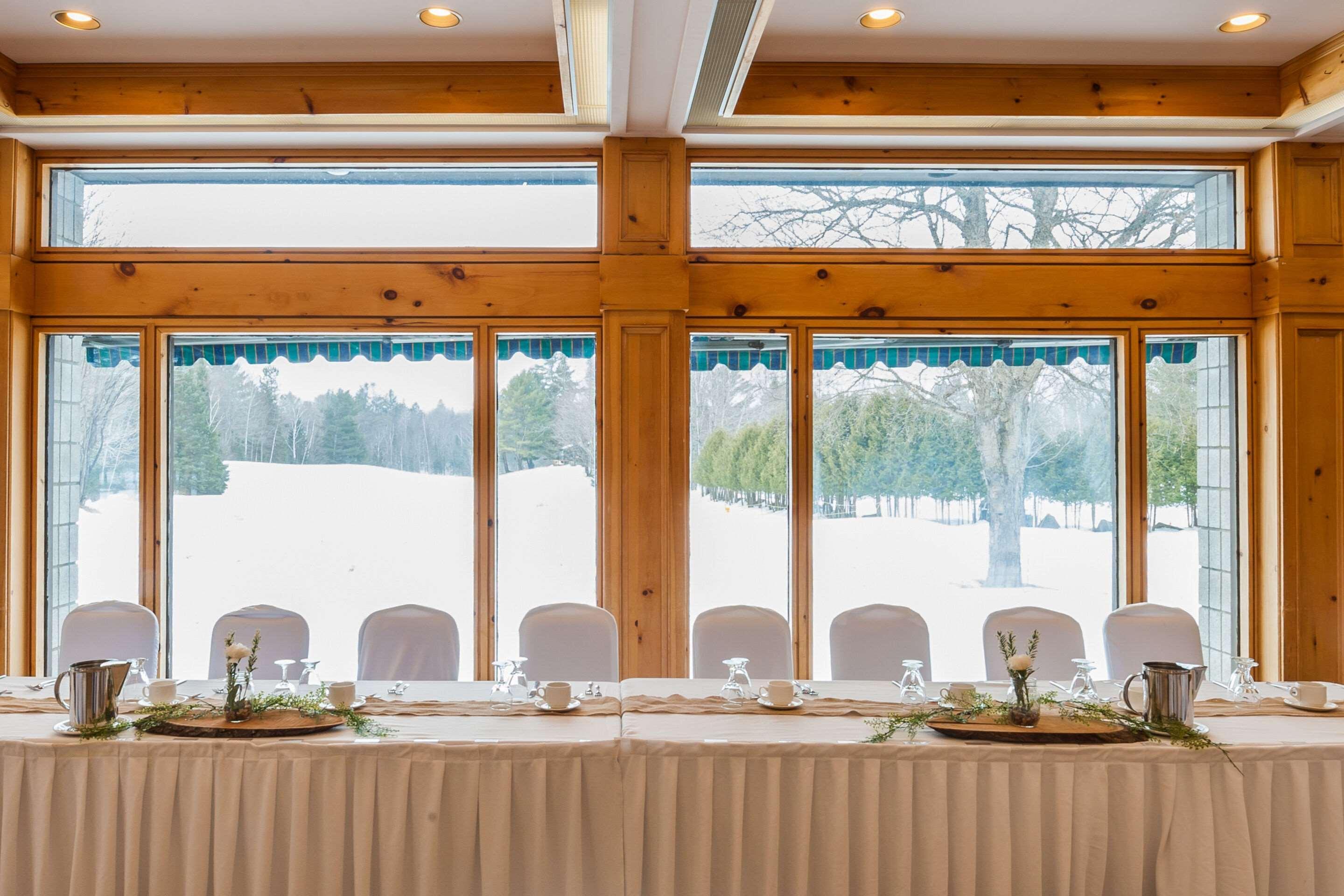 Pinestone Resort, Conference Centre, Spa & Golf Course Haliburton Extérieur photo