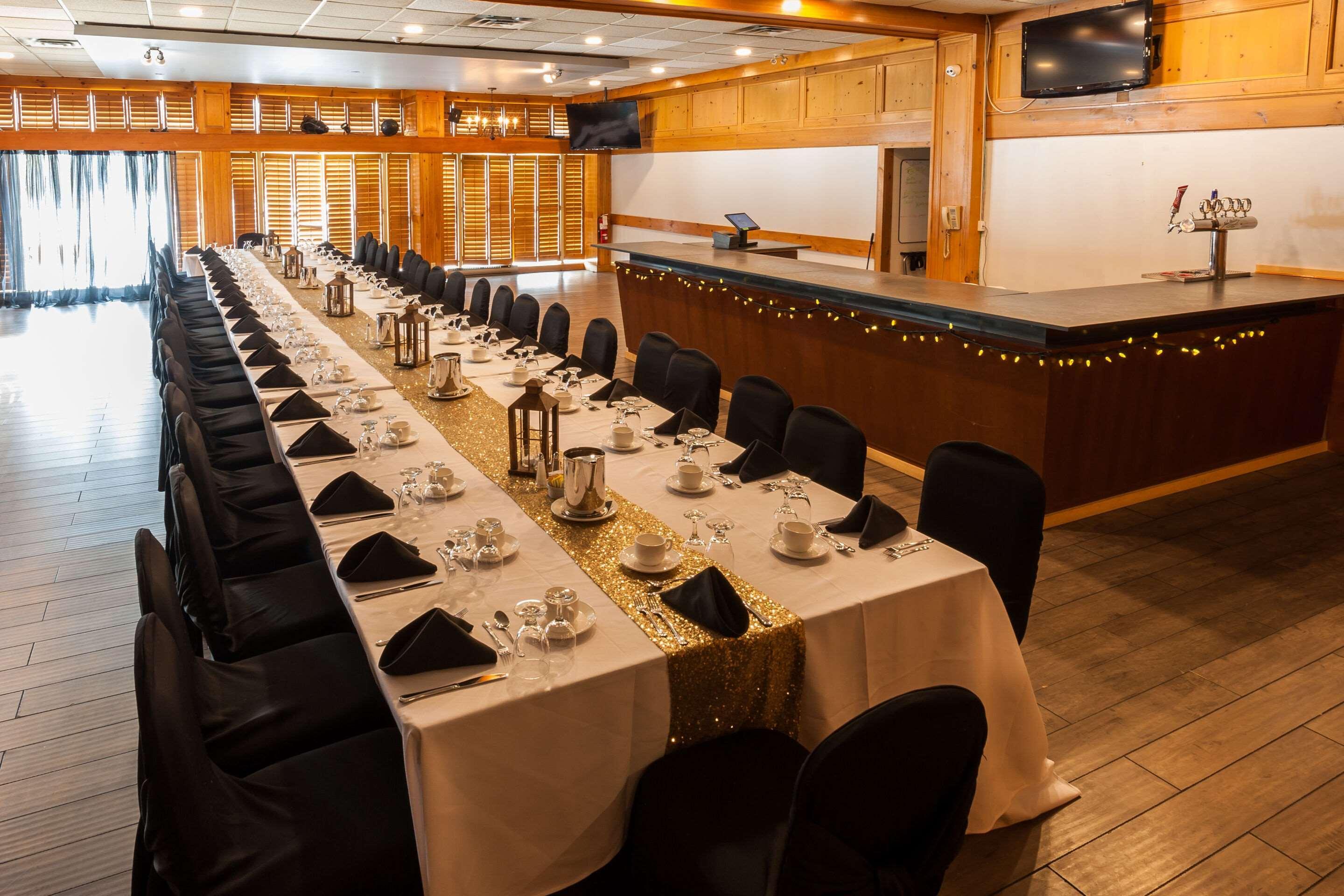 Pinestone Resort, Conference Centre, Spa & Golf Course Haliburton Extérieur photo