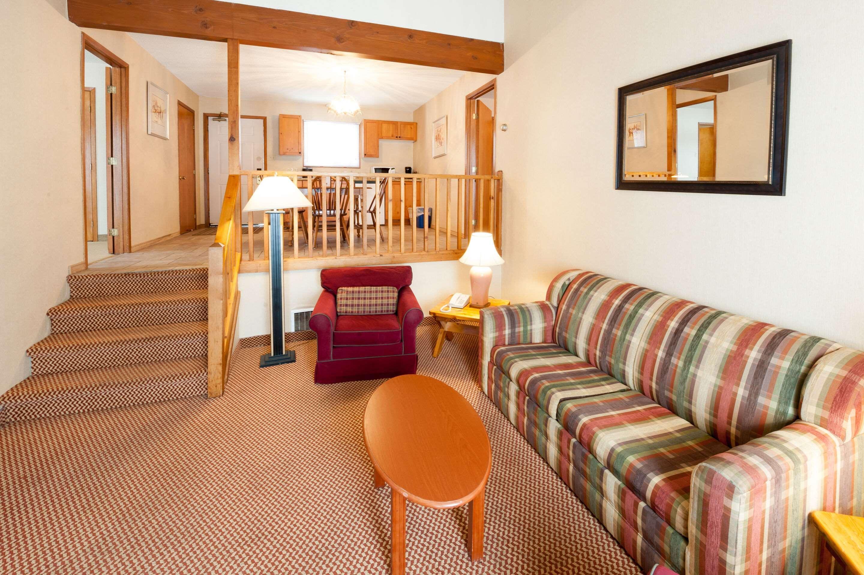 Pinestone Resort, Conference Centre, Spa & Golf Course Haliburton Extérieur photo