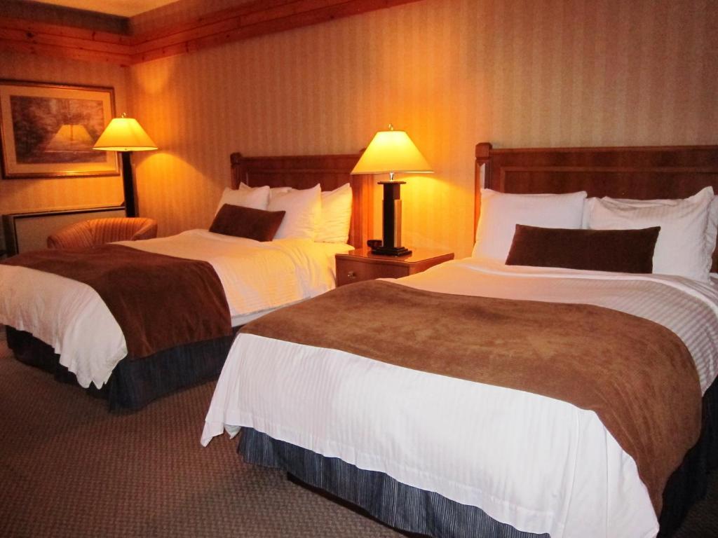 Pinestone Resort, Conference Centre, Spa & Golf Course Haliburton Chambre photo